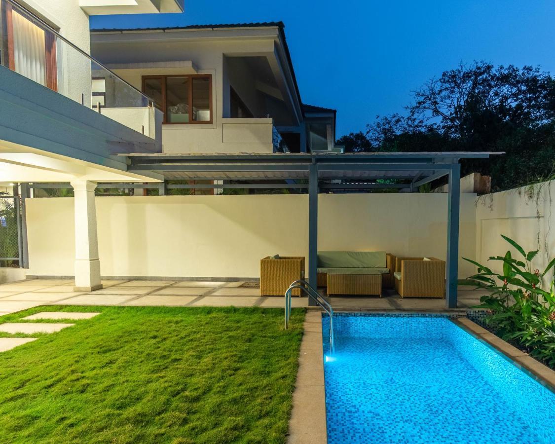 Ayan Villas With Private Pool Siolim Exterior foto